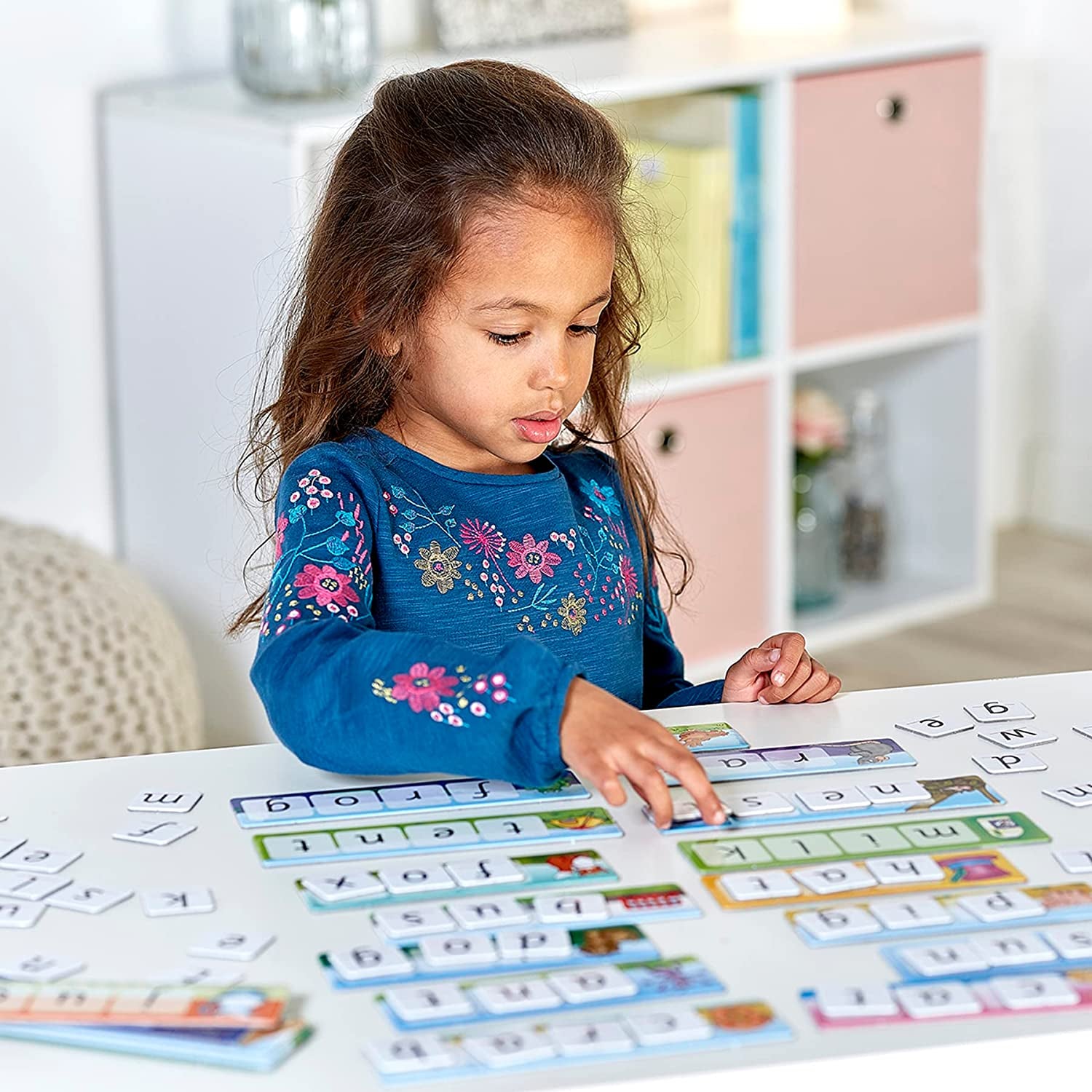 Match and Spell Game - Kids Learning & Educational Toys with Sight Words & Flash Cards - Alphabet & Spelling Games for 4 Year Olds and up - Word Building & Phonics Games for Boys & Girls